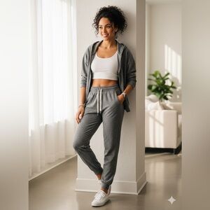 NWOT Feat Clothing BlanketBlend Joggers - Heather Gray - Small